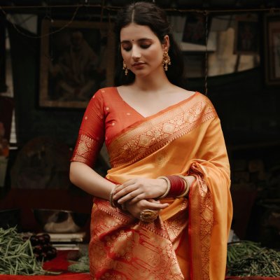 Handwoven Banarasi Sarees – Bridal, Festive & Traditional | Suratsilkhouse